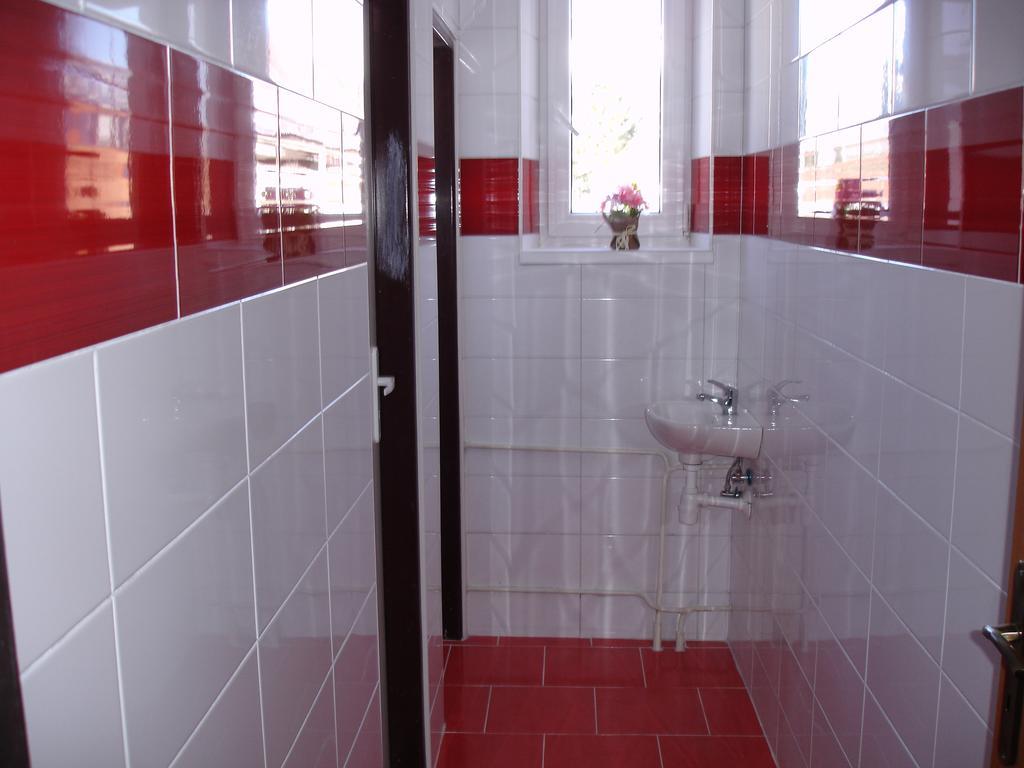 Hotel Gula Batizovce Exterior foto