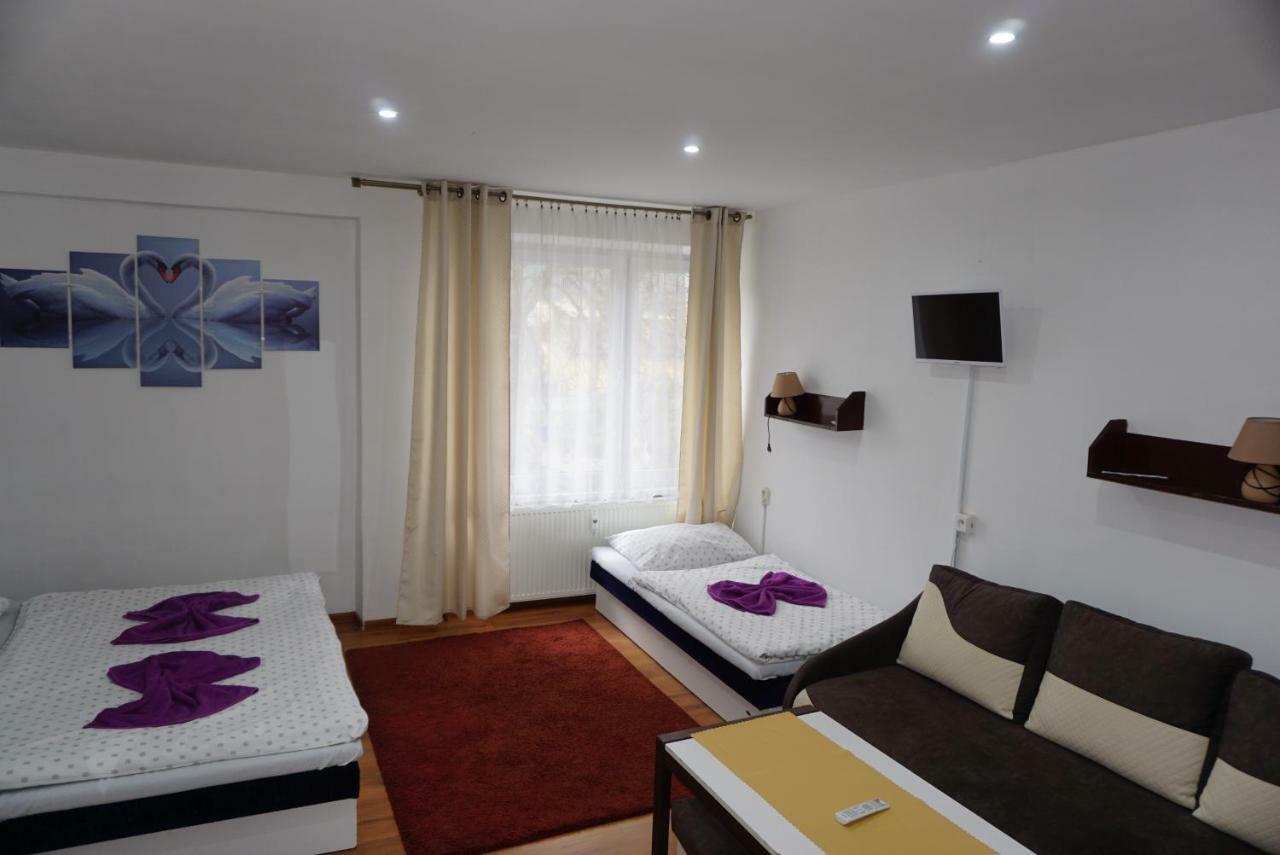Hotel Gula Batizovce Exterior foto